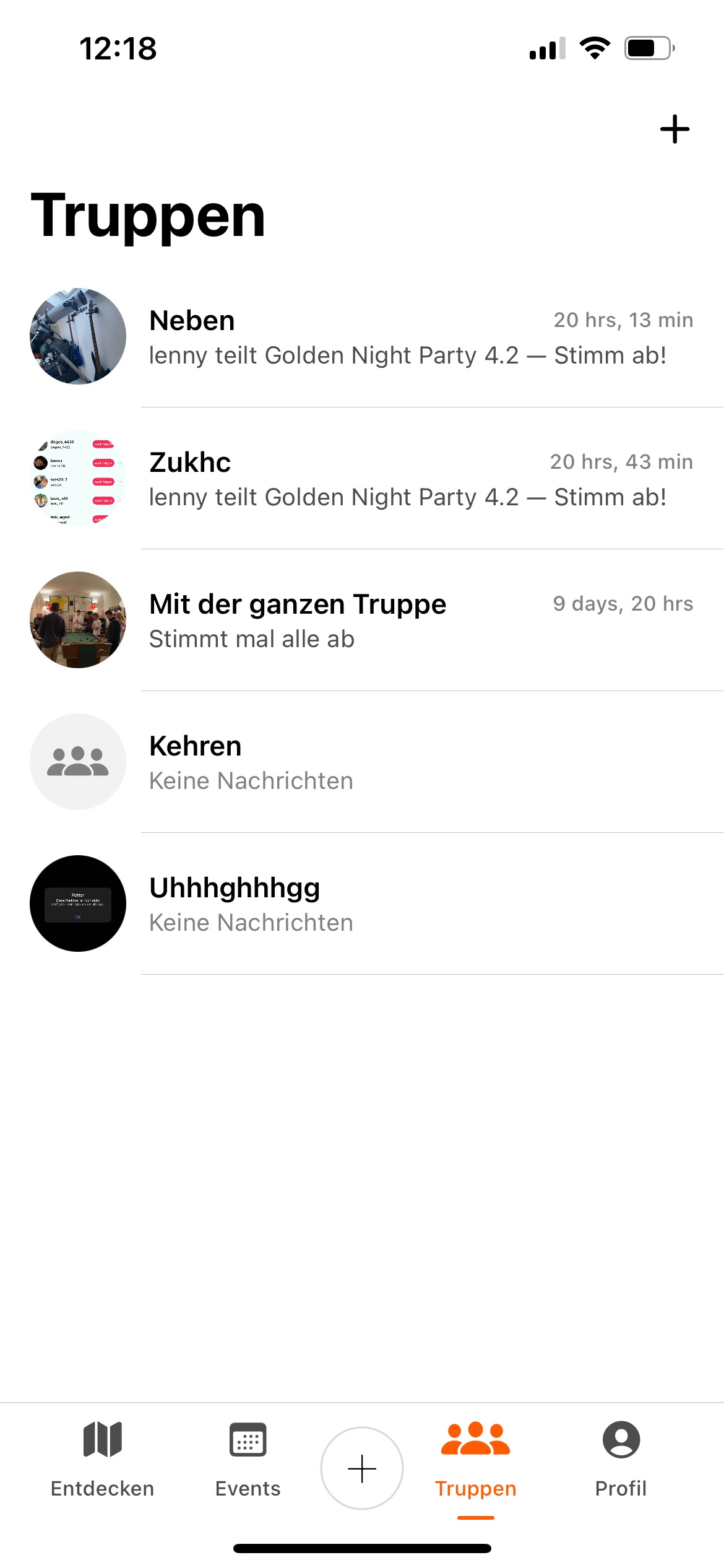 gathered Truppen - Gruppen mit Freunden