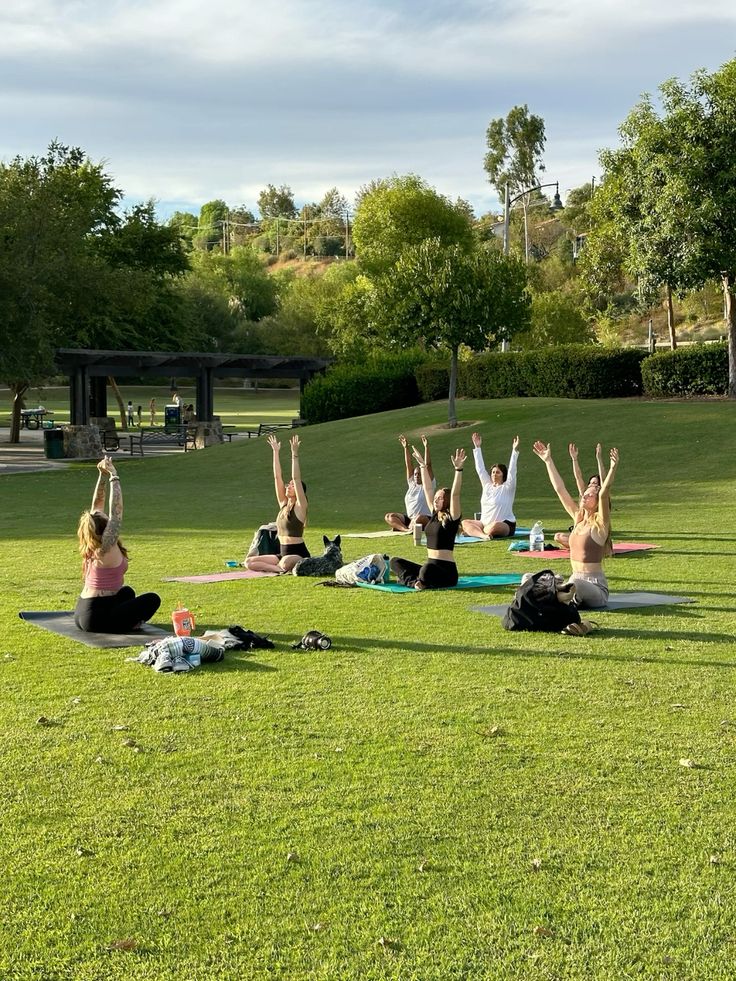 Yoga im Park Frankfurt - kostenlose Outdoor Aktivität